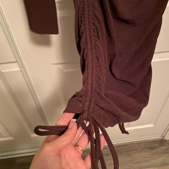 Bodycon Longsleeve Mini Dress - Picture 3 of 5